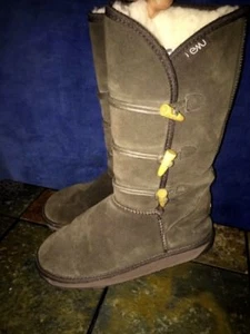EMU AUSTRALIA Sheep Merino Wool Saber Tooth Toggle Boots Leather Womens Sz 8 ❤️ - Picture 1 of 10