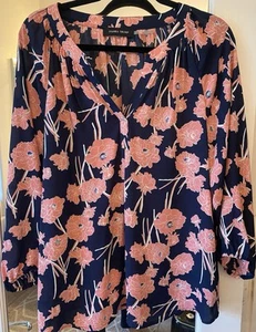 Ivanka Trump Karriere Bluse Blumenmuster groß blau, rosa schön!!!!! - Bild 1 von 9