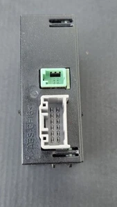 Auto USB Hub Adapter for 2 3 6 CX3 CX5 CX8 CX9 MX5 TK78669U0C Mazda Retrofit Kit - Picture 1 of 3