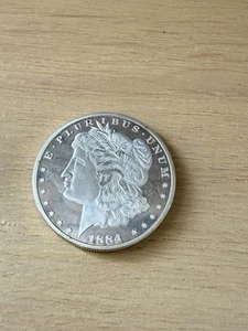US Silver Plated Uncirculated Morgan Dollar COPY Beautiful Peice 1884 - Picture 1 of 4