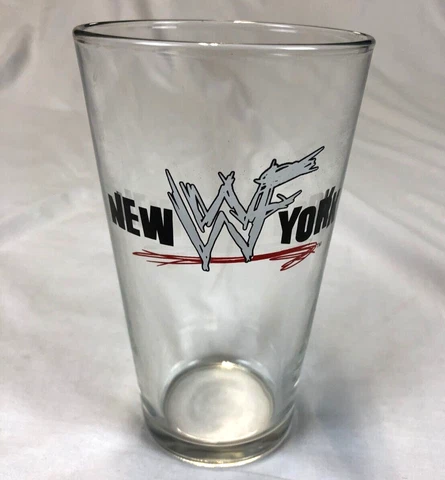WWF New York Glass World Wrestling Federation Beer WWE 12 Oz Cover