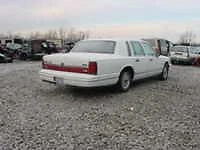 Guardabarros delantero izquierdo usado se adapta a: Lincoln 1992 y Town Car delantero izquierdo grado A Foto 1 de 4