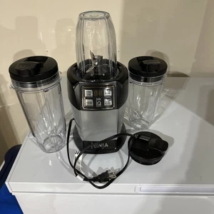 Ninja Nutri-Blender Pro con Frullatore Personale Auto-iQ One Touch 1100 Watt - Foto 1 di 10
