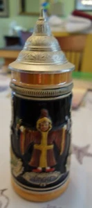 VINTAGE GERMAN BEER STEIN -- MUNCHEN -- 9-1/2" TALL - Picture 1 of 5