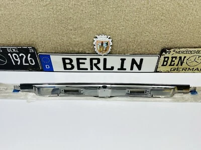 Moldura central maletero mercedes-benz w116 a1166900580 original nuevo de stock Foto 1 de 4