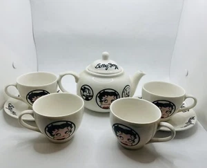 Vintage 2002 Betty Boop Tea Set Teapot 4 Teacups 2 Plates - Picture 1 of 23