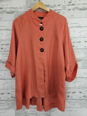 Chaqueta túnica Luii para mujer grande 100 % lino naranja manga 3/4 abotonada Foto 1 de 4