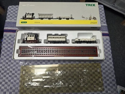 Trix Spur H0 21221 Hochzeits-Zug Tenderlok Glaskasten Analog Seht Die Bilder - Bild 1 von 4