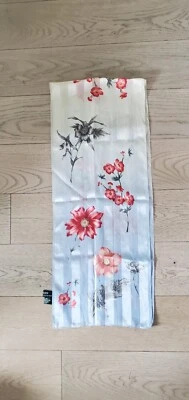 Bufanda envolvente larga vintage Ralph Lauren floral de seda 11,5"x58" para mujer | Usada en excelente estado Foto 1 de 4