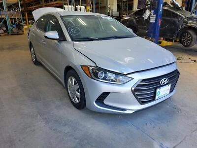 Cilindro maestro de freno usado se adapta a: Hyundai Elantra 2017 sedán grado A Foto 1 de 4