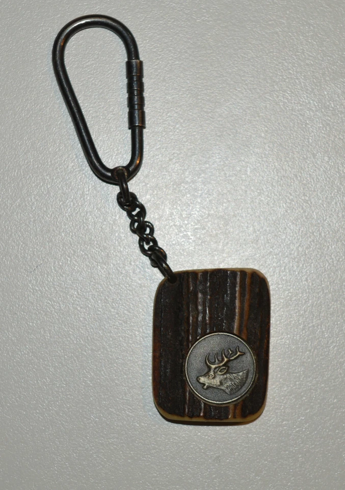 Hunting Deer Stag Buck vintage deer horn keyring keychain  - Image 1 of 2