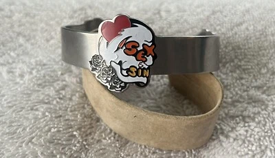 ED HARDY ВИНТАЖНЫЙ стиль браслет/подлинный, из нержавеющей стали/сексу и грех браслет - Изображение 1 из 4