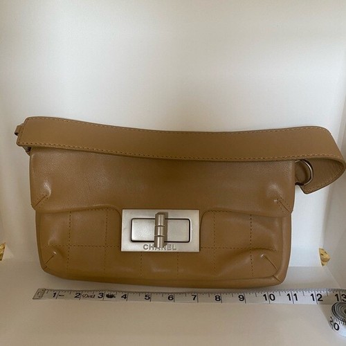 Chanel Classic Beige Borsa in Pelle Punti Pochette Prezzo al dettaglio al dettaglio $3600
