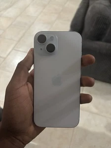 iPhone 15 - Zdjęcie 1 z 4