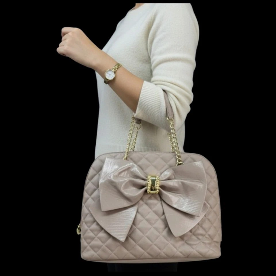 Bolso de Mano Betsey Johnson Acolchado Tostado Grande Arco Cartera Cadena Dorada Bolso de Hombro Foto 1 de 4