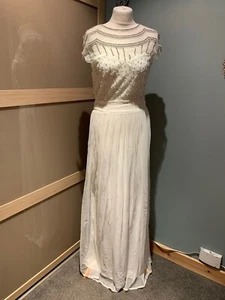 Sistaglam White Evening Gown With Embellishments Size 12 - Picture 1 of 7