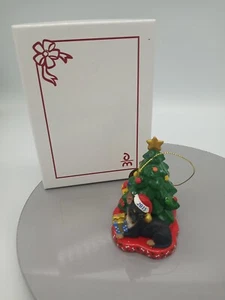 The Danbury Mint 2015 Annual Chihuahua Ornament Waiting for Santa Puppy Dog Tree - Picture 1 of 7