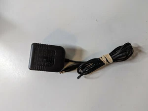 Transformador Hon-Kwang Clase 2 D12-50 12 VDC 500 mA - Imagen 1 de 5
