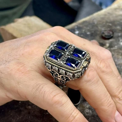Anillo grande estilo otomano hecho a mano cuadrado zafiro plateado para hombre Foto 1 de 4