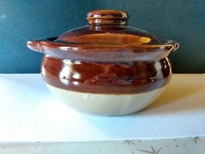 Vtg USA Glazed Stoneware Bean Pot Crock W/ Lid Small - Picture 1 of 4