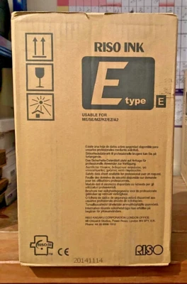Tinta Original Riso TIPO E - S-7210E CARMESÍ - 2 tintas de 1000 ml (IVA INCLUIDO) EN CAJA - Imagen 1 de 2