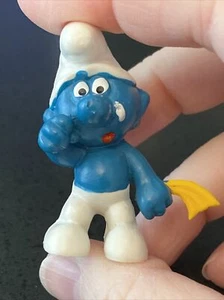 Vintage Crying Smurf Figurine-Schleich Peyo, 1972 Hong Kong - Picture 1 of 15