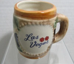 Vintage aus Japan - Las Vegas Nevada Reise Souvenir Mini Becher Stein - Bild 1 von 4
