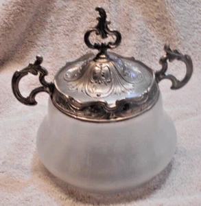 Art Nouveau Satin Glass Biscuit Barrell with Lid - Picture 1 of 7