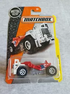 2017 Matchbox MBX S.C.P.R.X. SCRAPER USA Flag 33/125 CRACKED BLISTER Constructio - Picture 1 of 5
