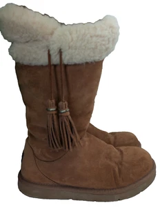 UGG Ladies Boots Size 6.5 UK EU 39 USA 8 Mid Brown white trim tassels Shearling - Picture 1 of 12