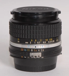 Nikon 2.8/24mm Ais 24mm F/2.8 Ais - Imagen 1 de 7