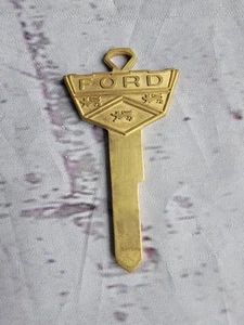 vintage uncut Ford car key style Gold Tone - Bild 1 von 3