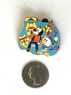 Disney Goofy & Donald Tiki Adventure Flexible Character Lanyard Starter pin 2007 - Image 1 of 3