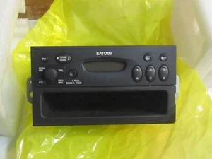 2002-2007 Saturn AM/FM Radio 22708209 Vue Ion S Series B20 - Picture 1 of 7