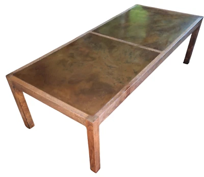 Кофейный столик Harry Lunstead из грецкого ореха с патинированными бронзовыми верхними панелями винтажное рукоделие - Изображение 1 из 4