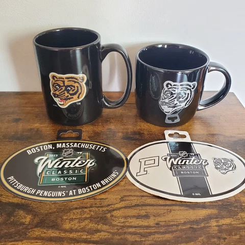 Boston Bruins Winter Classic 2023 Mug & Decal Bundle Fenway Pittsburgh Penguin Cover