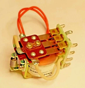 240017 Omron MK3-DC100V 3PDT Przekaźnik z otwartą ramą do lampowych wzmacniaczy CB i liniowych RF - Zdjęcie 1 z 4