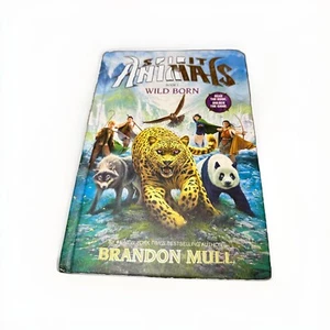 Geisttiere: Buch 1: Wild Born - Hardcover von Mull, Brandon - GUT - Bild 1 von 3