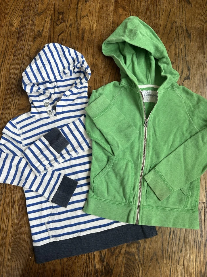 Sudaderas con capucha J Crew Two Crewcuts para niños talla 7/8  Foto 1 de 1