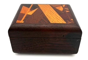 Scatola in legno intarsiato vintage Terry Hensen design astratto artista firmata - Foto 1 di 6