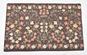 Funda de almohada lumbar bordada Pottery Barn Zea 16x26 ciruela multi floral nueva sin etiquetas - Imagen 1 de 11