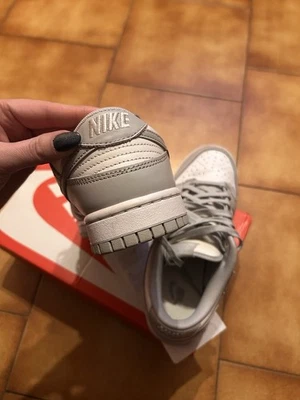 Nike Dunk Low Retro Sneakers - White/Grey Fog, EU 41 - Immagine 1 di 4