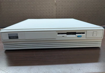 Computadora Radio Shack Tandy 1000 RLX/HD (25-1453) Foto 1 de 4