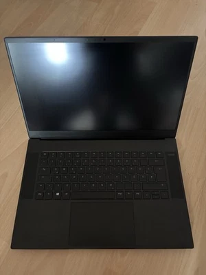 Razer Blade Advanced 15“, 2TB SSD, Intel Core i7 11. Gen, 16GB, RTX3070 - Bild 1 von 4