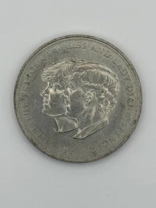 Gedenkmünze Prinz Charles & Lady Diana Spencer Hochzeitskrone 1981 - Bild 1 von 9