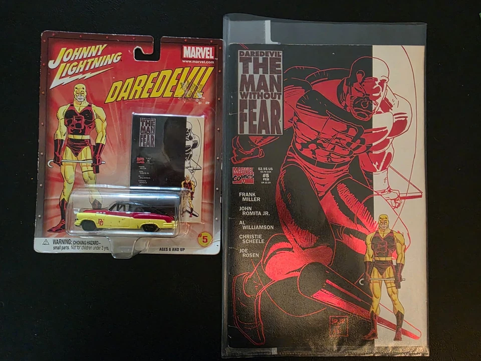 Marvel Daredevil Johnny Lightning (2002) 1950 Buick Die-Cast con cómic completo Foto 1 de 4