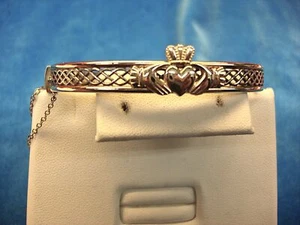 GOLD FILLED & STERLING SILVER CLADDAGH HINGED BANGLE - PRETTY & NICE - 7" - Picture 1 of 8