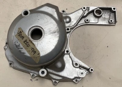 Cubierta del alternador Yamaha TDM850 - Aprox 1991 - Estampada 3LD00 - Original Foto 1 de 4