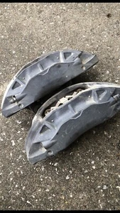 2014 - 20 CADILLAC ATS CTS OEM FRONT RH & LH SIDE BREMBO BRAKE CALIPERS. - Picture 1 of 2