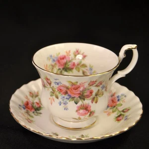 Royal Albert Cup & Saucer Moss Rose Fluted Pink w/Gold 1962-1989 Montrose Shape - Picture 1 of 12